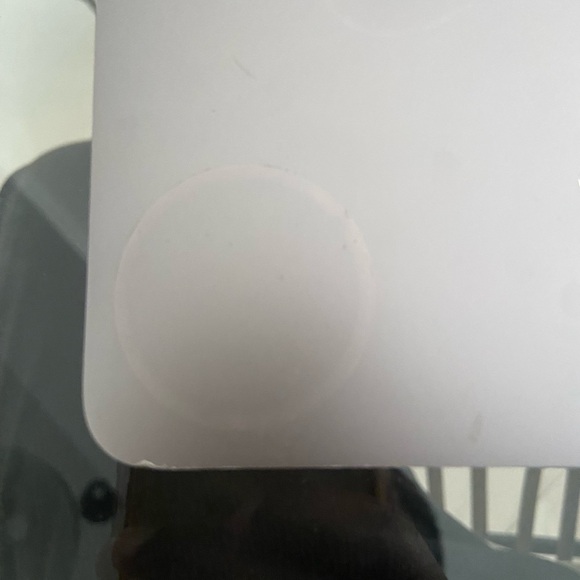 Used Apple MacBook Air 13 2020 Space Gray/Intel Core i3 1.1 GHz, 256 GB 8 GB Ram - Picture 6 of 12